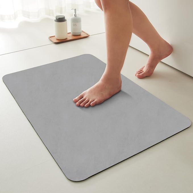 TYUU Bathroom Mat Quick Dry, Bathroom Rugs Non Slip Washable Thin Absorbent Bath Mat Fits Under Door Bathroom Floor Mat Perfect for Bath, Shower, or Sink 36"x48" Light Grey