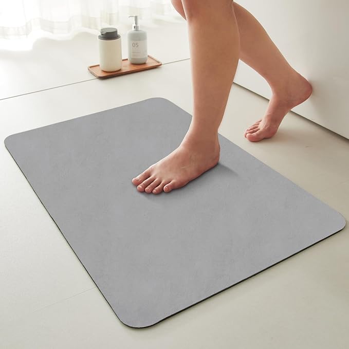 TYUU Bathroom Mat Quick Dry, Bathroom Rugs Non Slip Washable Thin Absorbent Bath Mat Fits Under Door Bathroom Floor Mat Perfect for Bath, Shower, or Sink 20"x30" Light Grey
