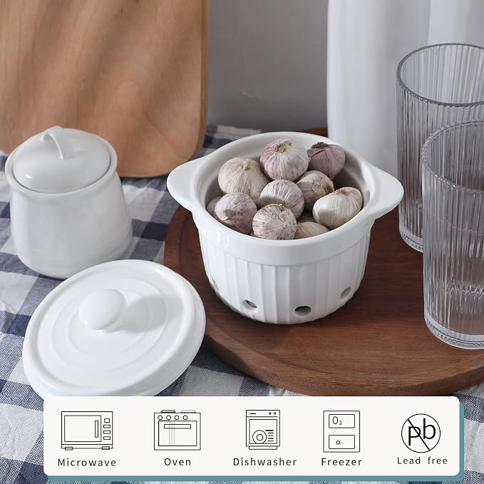 Garlic Keeper with Lid, Ceramic Garlic Saver Container for Countertop, Kitchen Decor (White)