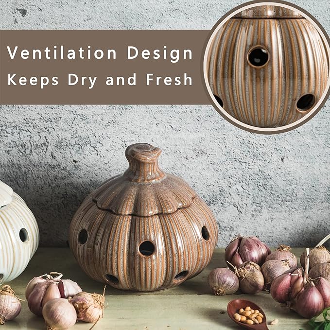 Ceramic Garlic Keeper with Lid and Holes Garlic Saver and Storage Framhouse Decor Keep Gralic Cloves Dry and Fresh, Grey